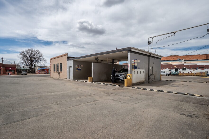 More Photos Of 802 Main St, Walsenburg Auto Repair For Sale