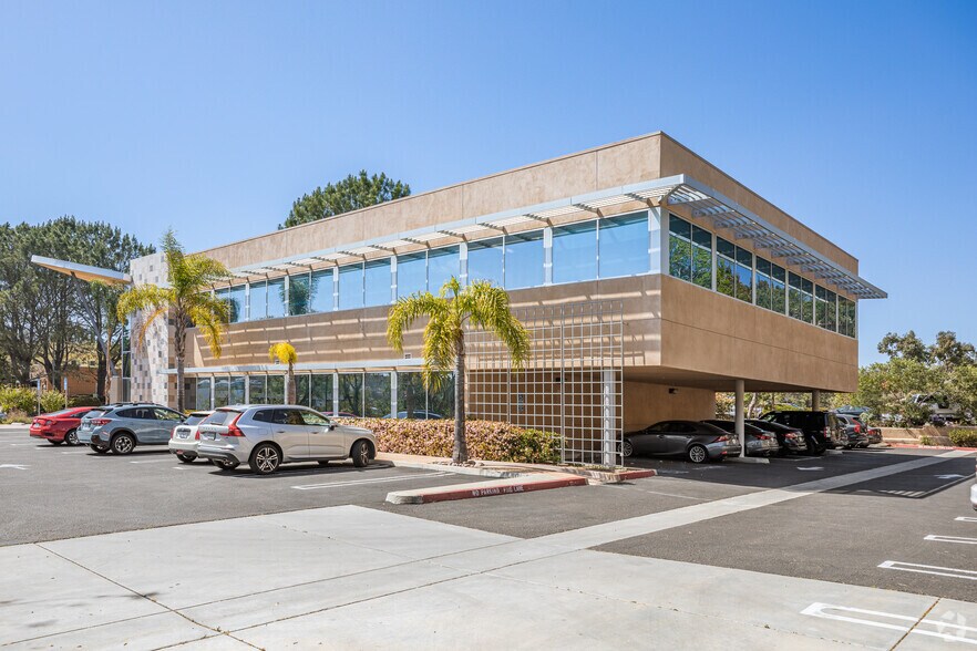 More Photos Of 781 Garden View Ct, Encinitas Medical For Sale