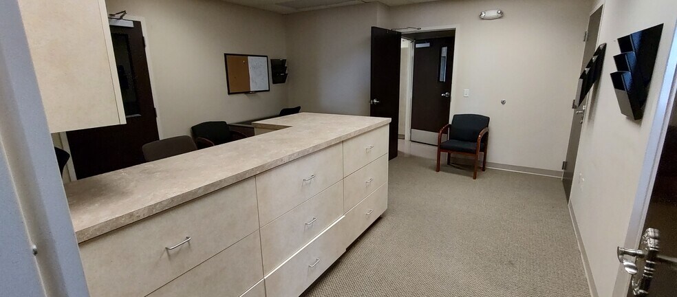 More Photos Of 4450 Union St, Johnstown Medical For Sale