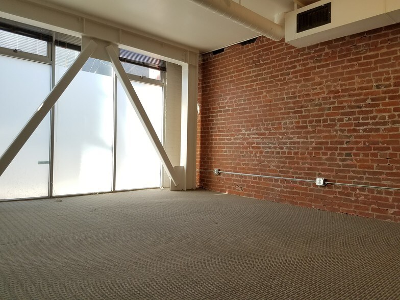 More Photos Of 487 Bryant St, San Francisco Loft Creative Space For Lease