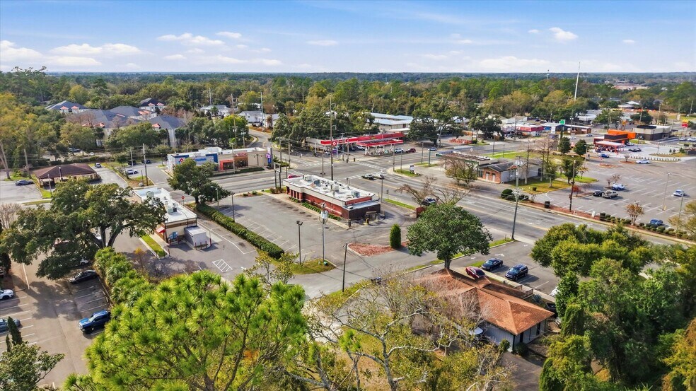 More Photos Of 1950 W Pensacola St, Tallahassee Fast Food For Lease