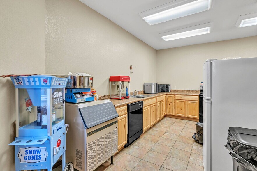 More Photos Of 3293 Wears Valley Rd, Sevierville Lodge Meeting Hall For Sale