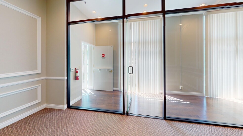 More Photos Of 1415 W Magnolia Blvd, Burbank Office Residential For Lease