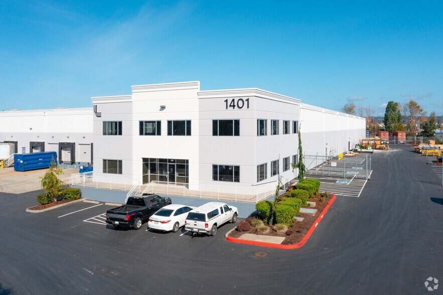 More Photos Of 1401 St. Paul Ave, Tacoma Warehouse For Lease