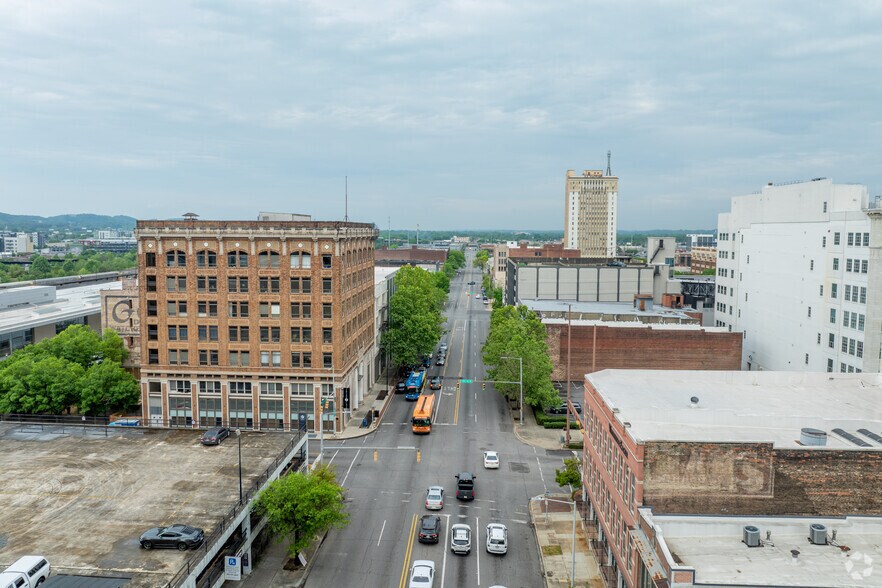 More Photos Of 1827 1st Ave N, Birmingham Apartments For Lease