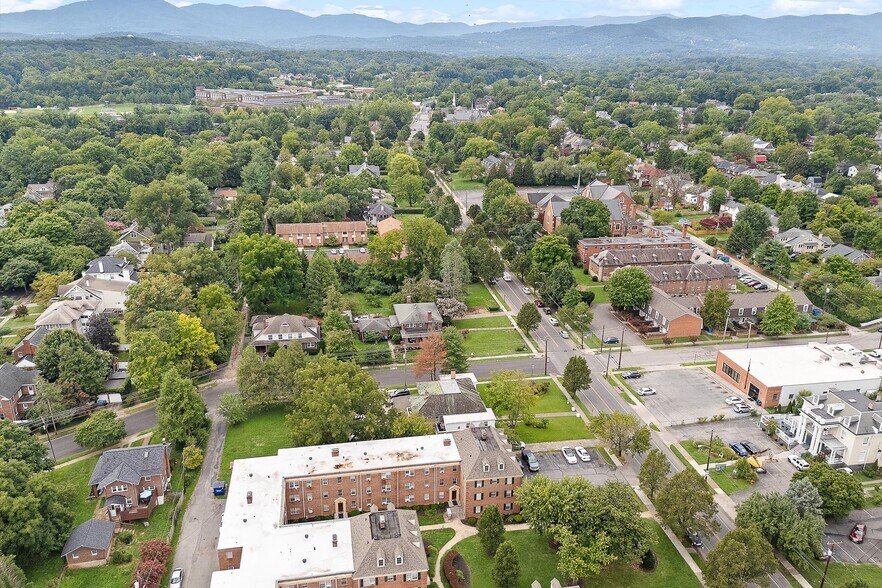 More Photos Of 1736 Grandin Rd SW, Roanoke Apartments For Sale