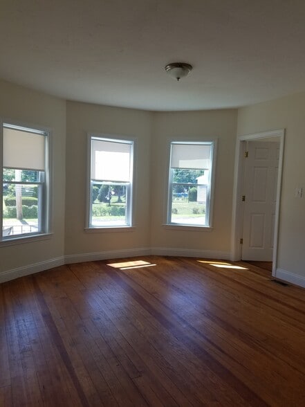 More Photos Of 293 School St, Stoughton Apartments For Sale