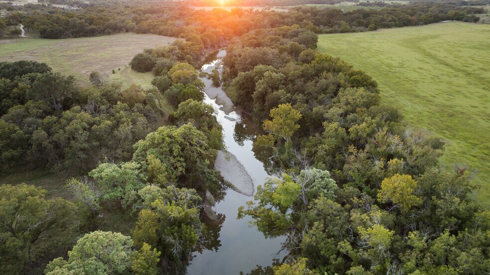 More Photos Of 1274 County Road 2806, Lampasas Land For Sale