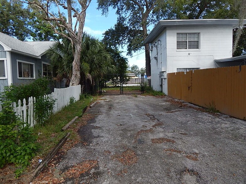 More Photos Of 1327 Dr Martin Luther King Jr St S, Saint Petersburg Office For Sale