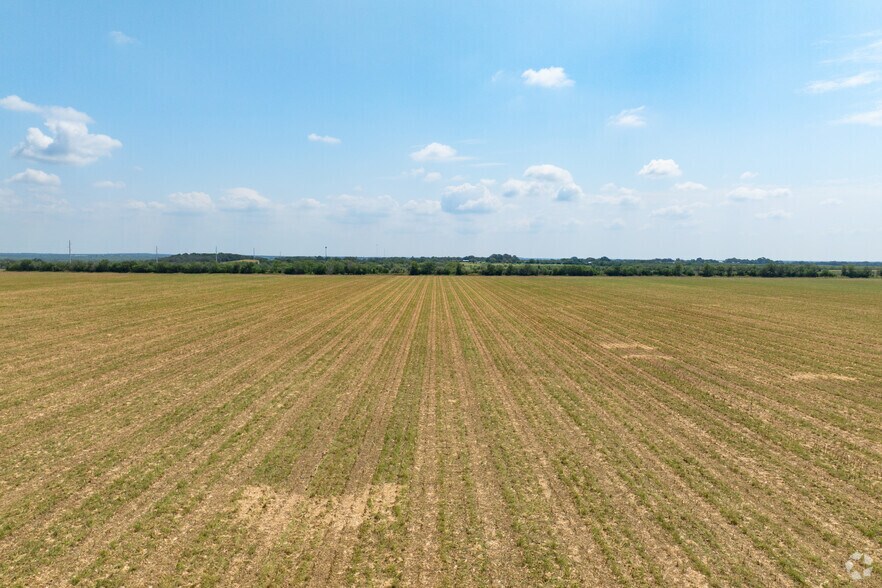 More Photos Of Alt 90 and Hoffman, Seguin Land For Sale