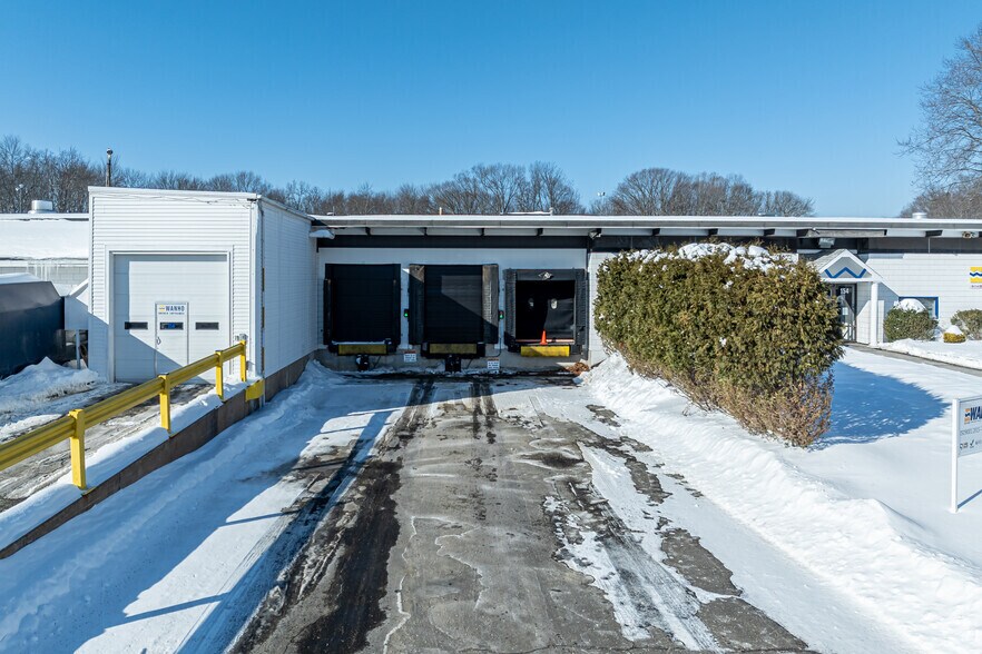 More Photos Of 150 Knotter Dr, Cheshire Manufacturing For Sale