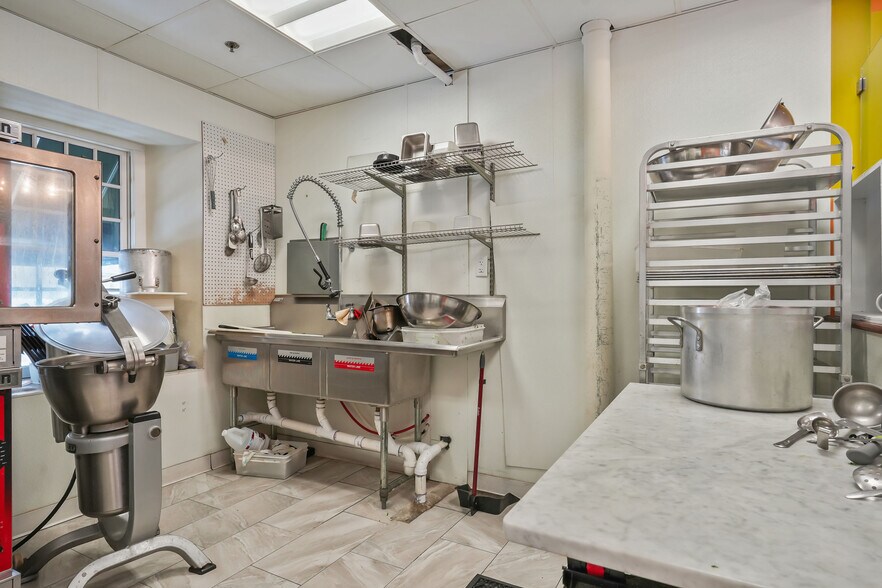 More Photos Of 65 Weybosset St, Providence Apartments For Sale