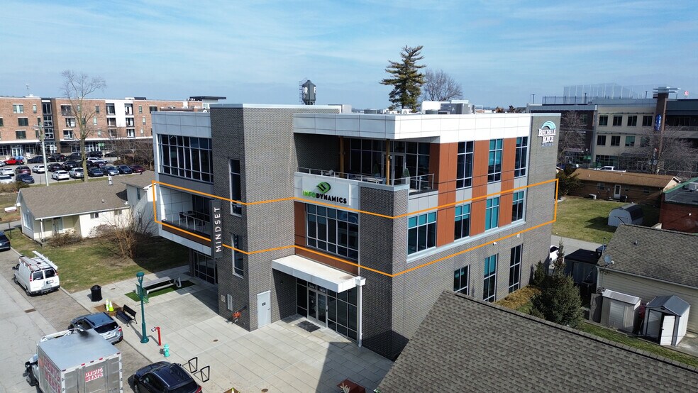 More Photos Of 11634 Maple St, Fishers Office For Lease