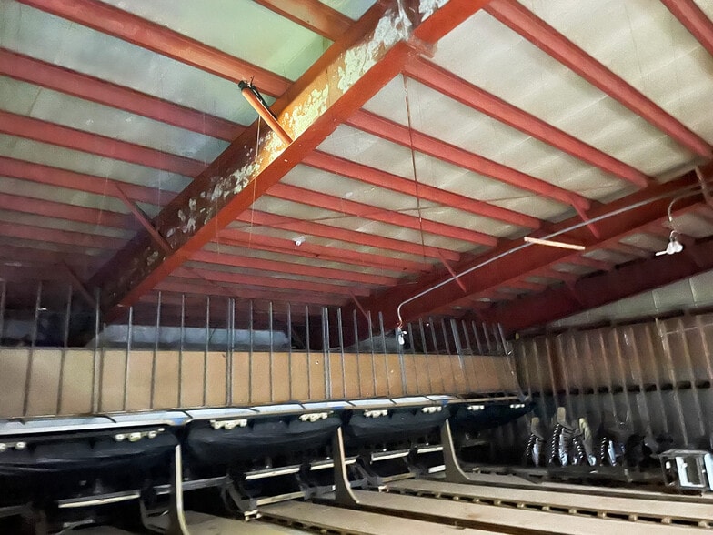 More Photos Of 18310 Euclid Ave, Cleveland Bowling Alley For Sale