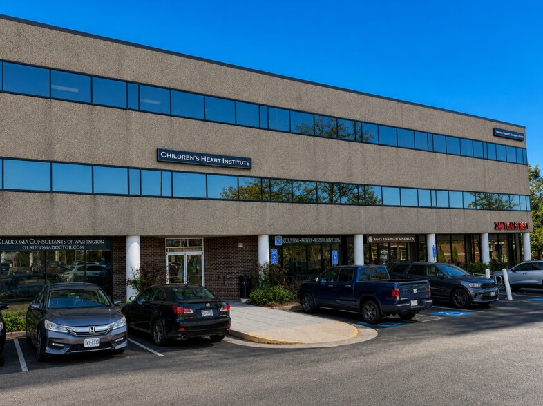 More Photos Of 171 Elden St, Herndon Medical For Sale