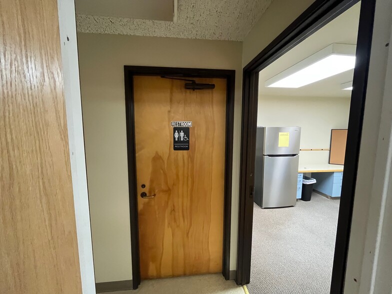 More Photos Of 1200 N 14th Ave, Pasco Medical For Sale