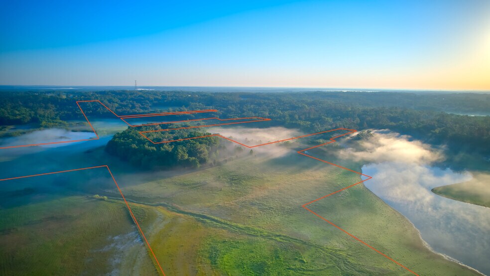 Primary Photo Of 3267 Neff Lake Rd, Brooksville Land For Sale