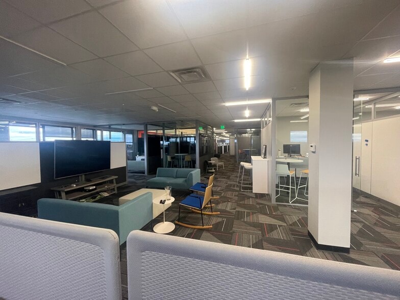 More Photos Of 2300 St George Rd, Williston Office For Lease