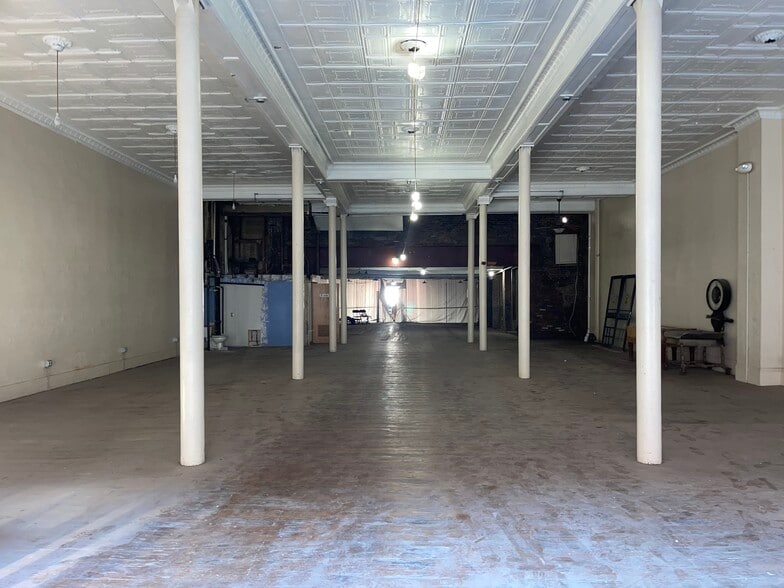 More Photos Of 1317 E Carson St, Pittsburgh General Retail For Sale