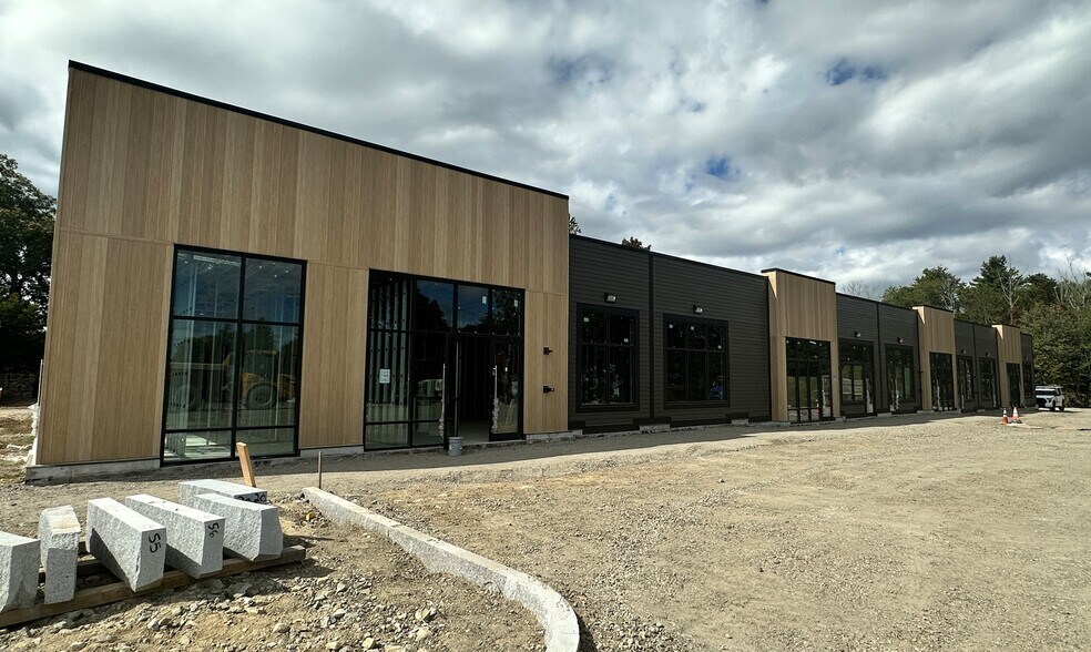 Primary Photo Of 609 Pleasant St, Brockton Office For Lease