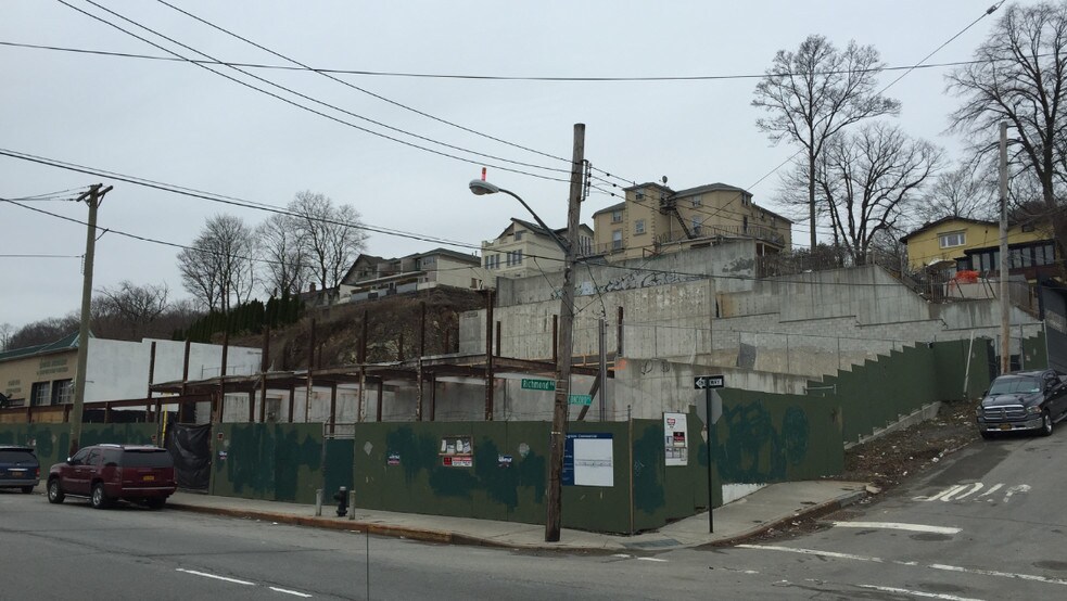 More Photos Of 659 Richmond Rd, Staten Island Land For Lease