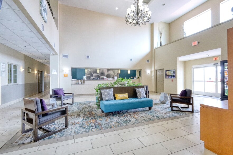 More Photos Of 10446 Interstate 37, Corpus Christi Hotel For Sale