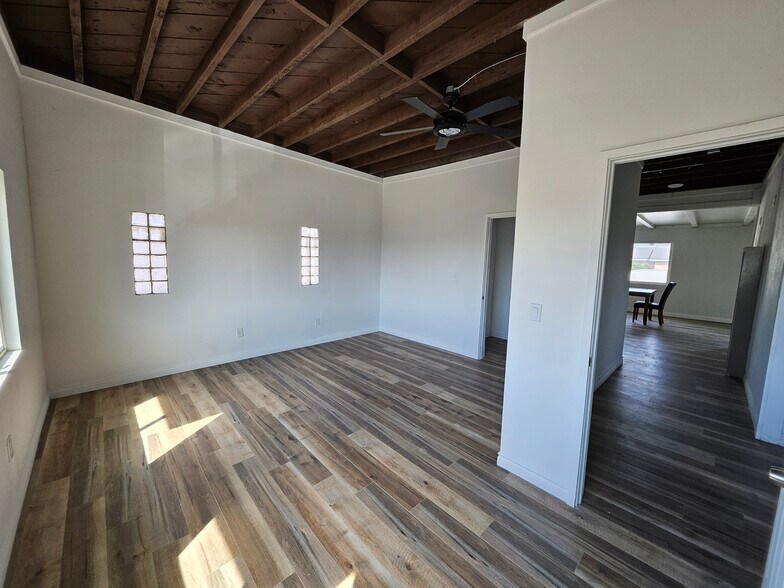 More Photos Of 5939-5941 Clara St, Bell Gardens Manufacturing For Sale