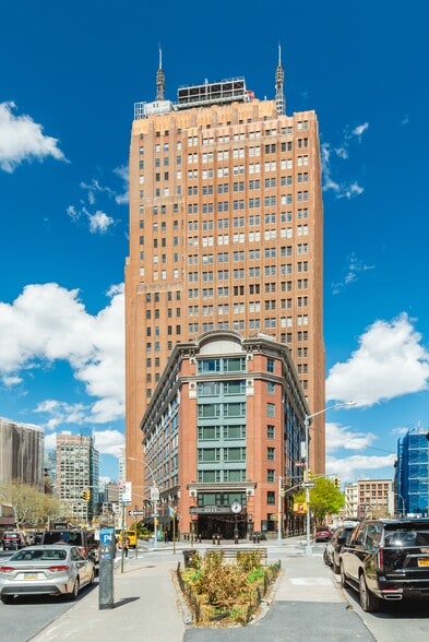 More Photos Of 279 Church St, New York Storefront For Sale