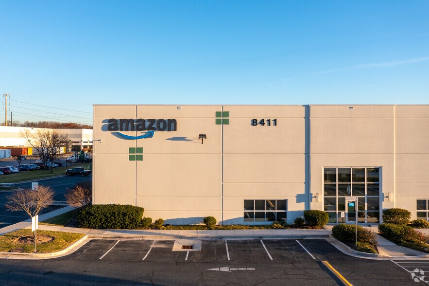 More Photos Of 8411 Kelso Dr, Essex Distribution For Lease