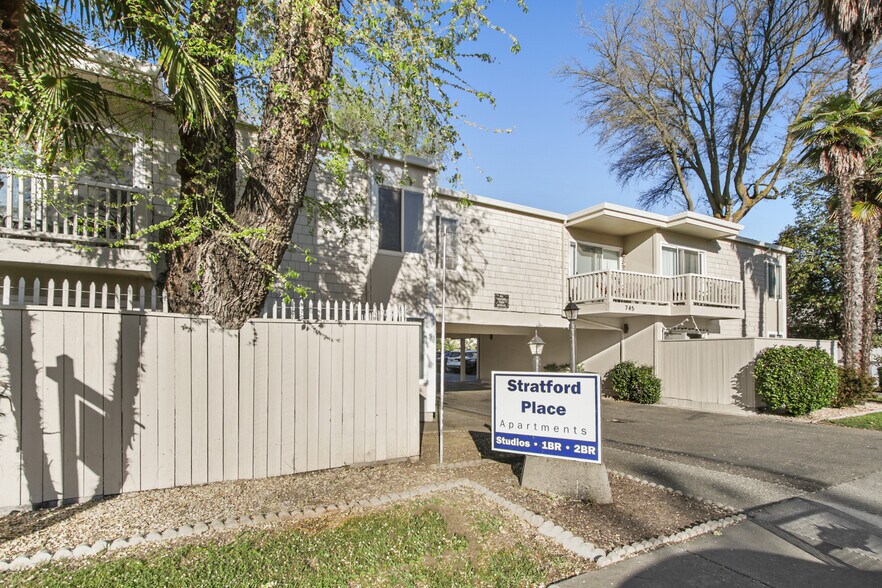More Photos Of 745 F St, Davis Apartments For Sale