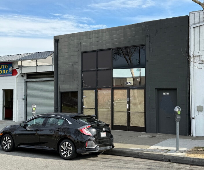 More Photos Of 1227 San Pablo Ave, Berkeley Storefront For Sale