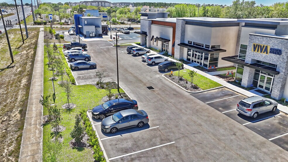 More Photos Of 2606-2614 US Highway 27, Davenport General Retail For Sale