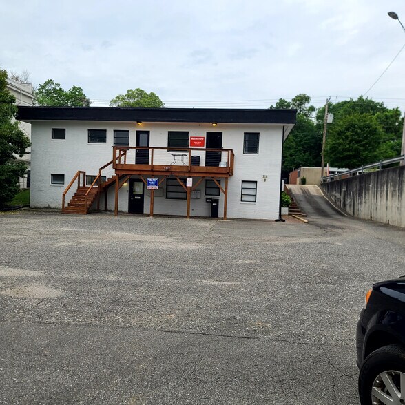 More Photos Of 318 S South St, Gastonia Office For Lease