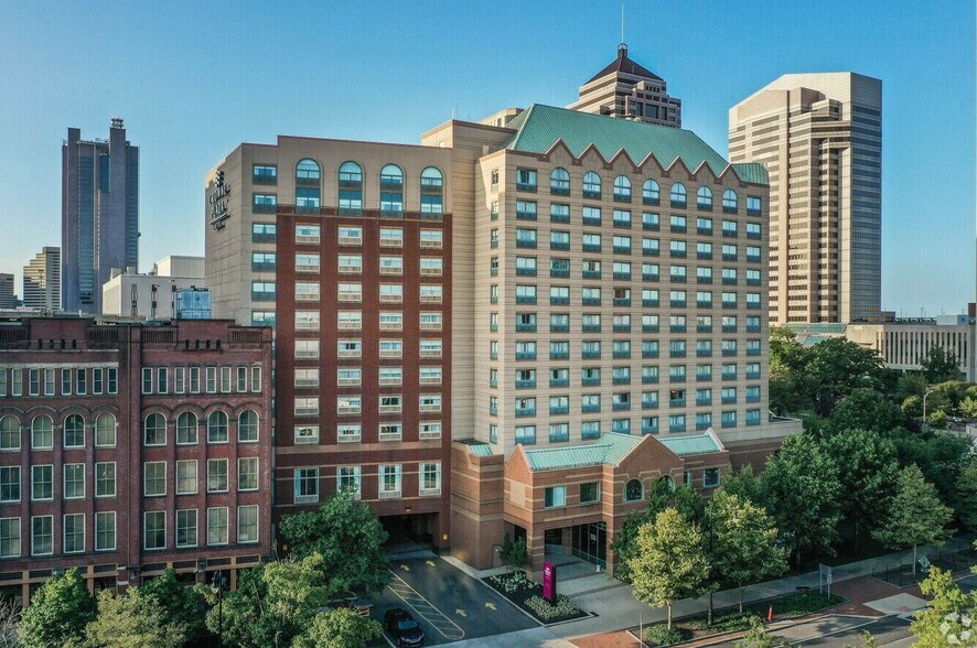 More Photos Of 55 E Nationwide Blvd, Columbus Hotel For Lease