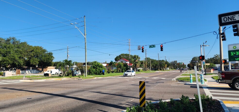 More Photos Of 4900 1st Ave S, Saint Petersburg General Retail For Sale
