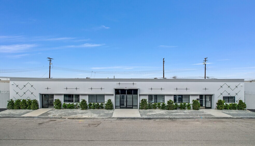 Primary Photo Of 1121-1127 E Ash Ave, Fullerton Warehouse For Sale