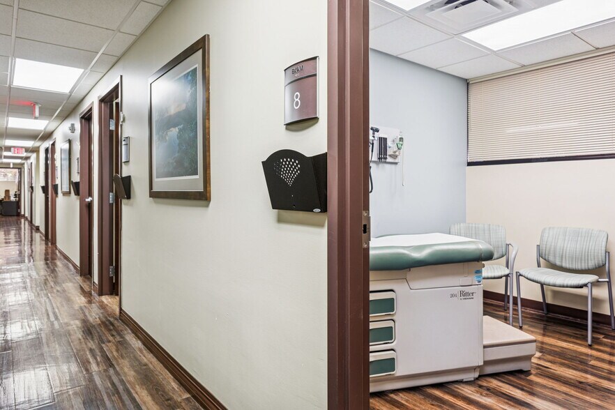 More Photos Of 4612 N Habana Ave, Tampa Medical For Lease