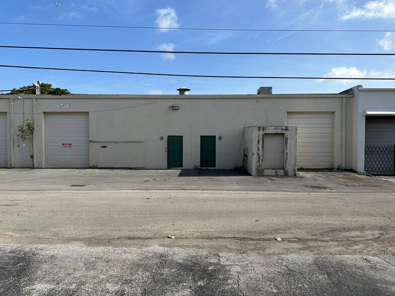 More Photos Of 780-784 NW 57th Ct, Fort Lauderdale Light Manufacturing For Lease