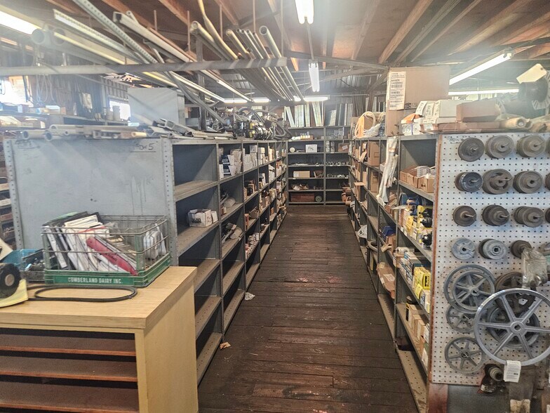 More Photos Of 173 Water St, Bridgeton Warehouse For Sale