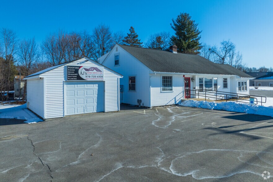 More Photos Of 1565 Lakeview Ave, Dracut Office For Sale