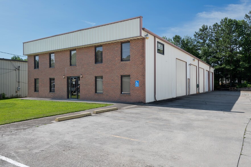 Primary Photo Of 1310 Olympic Ct SW, Conyers Warehouse For Sale