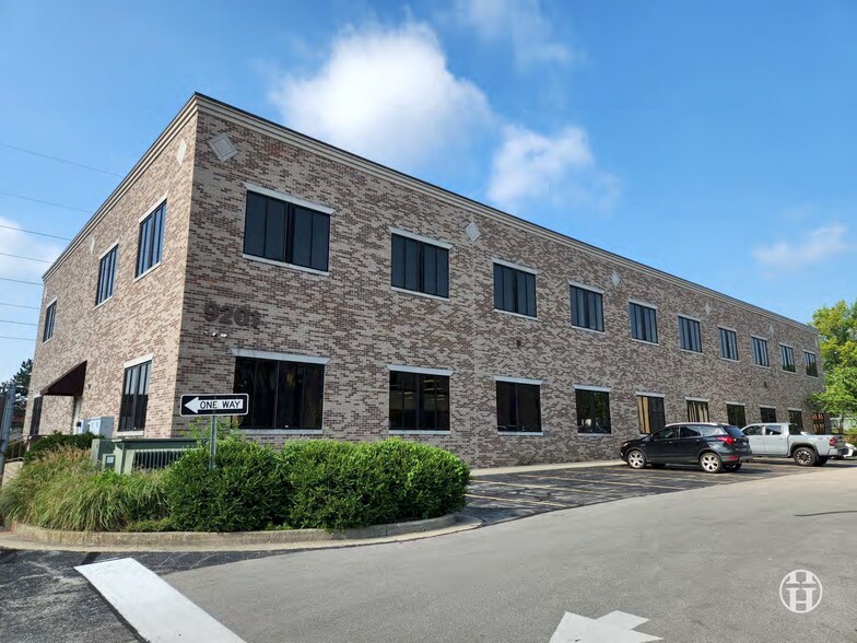 More Photos Of 9201 N Meridian St, Indianapolis Office For Sale