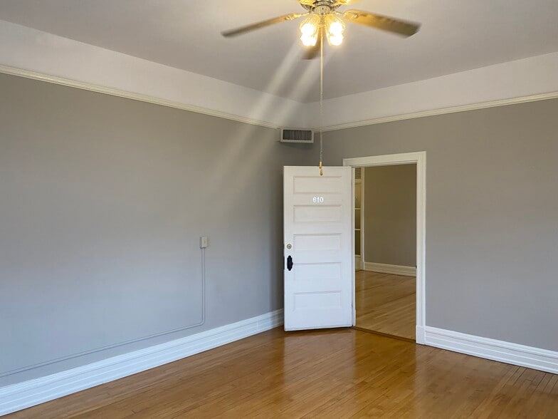 More Photos Of 306 W Main St, Frankfort Coworking Space