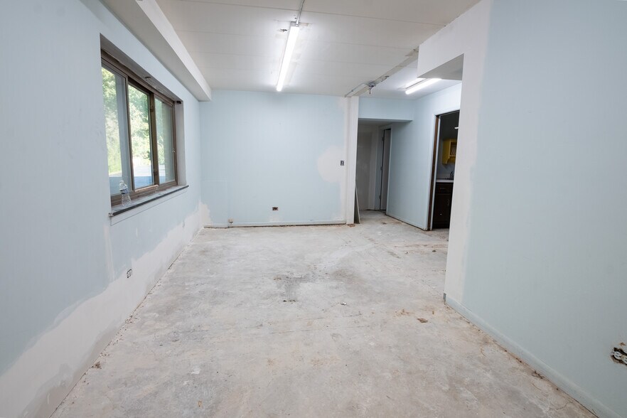 More Photos Of 6600 W College Dr, Palos Heights Medical For Sale