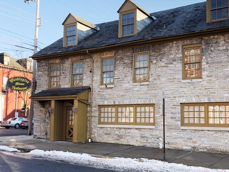 Primary Photo Of 1000 Cumberland St, Lebanon Restaurant For Lease