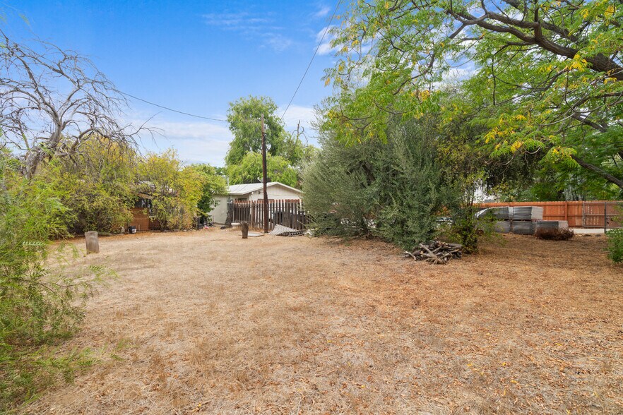 More Photos Of 816-880 E Lakeshore Dr, Lake Elsinore Land For Sale