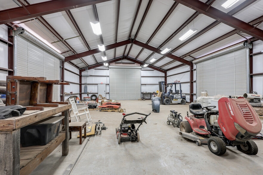 More Photos Of 2160 TX-118, Alpine Light Distribution For Sale