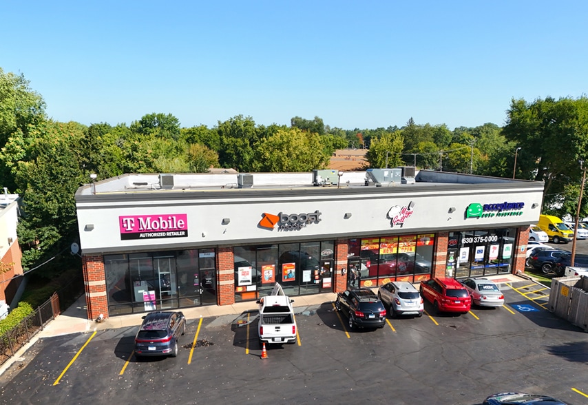 More Photos Of 954 E New York St, Aurora Storefront For Lease
