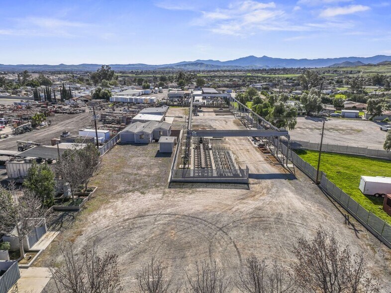 More Photos Of 8550 Limonite Ave, Jurupa Valley Land For Sale