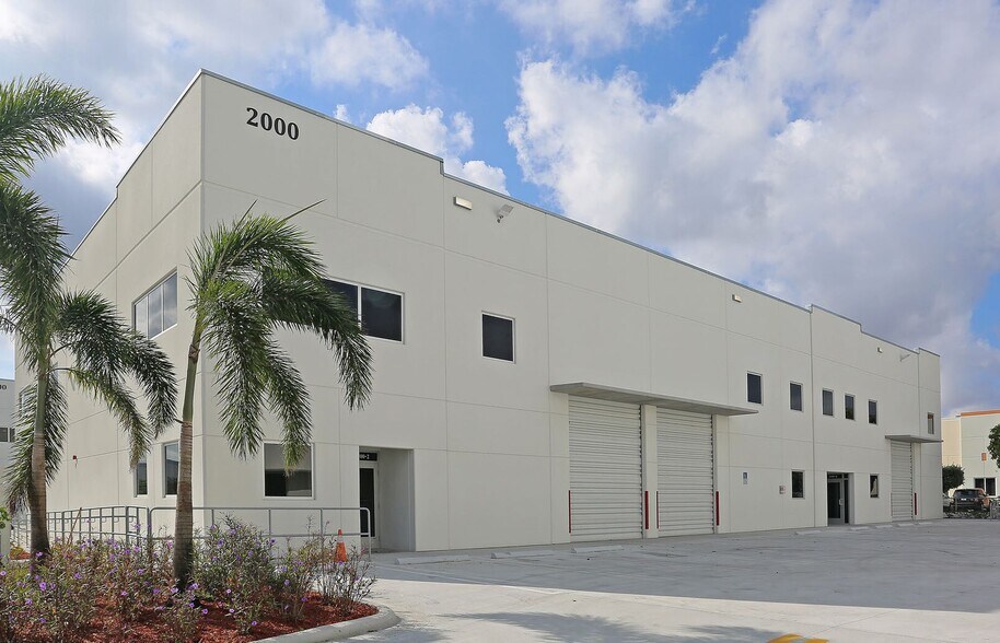 More Photos Of 2000 NW 133rd Ave, Doral Warehouse For Lease
